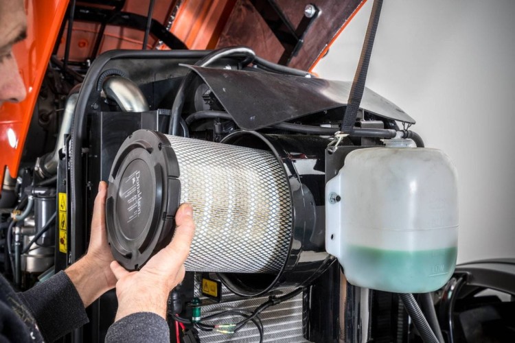 MGX IV_Studio_Service.jpg