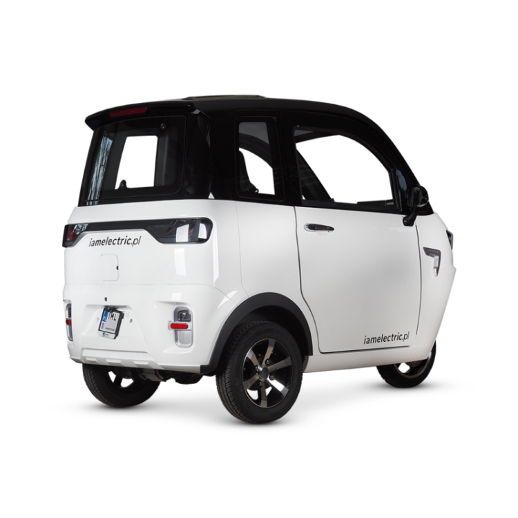 skuter-elektryczny-iamelectric-Ariel-bialy-5-kopia-800x800.png