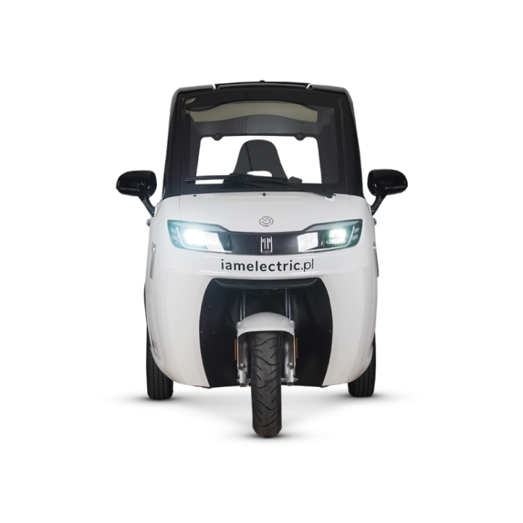skuter-elektryczny-iamelectric-Ariel-bialy-8-kopia-800x800.png